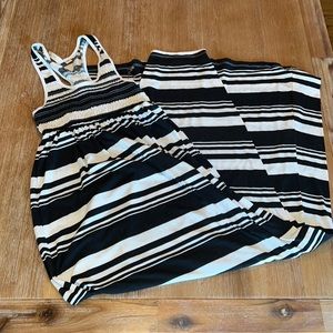 Feathers dress. Size M. Black and white